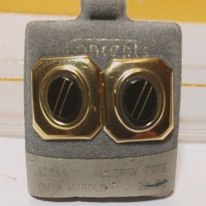 Black Onyx w/Gold Pierced Concepts NWOT